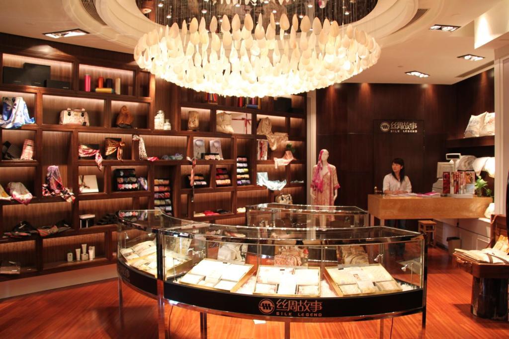 Landison Green Town Hotel Xinchang Екстер'єр фото